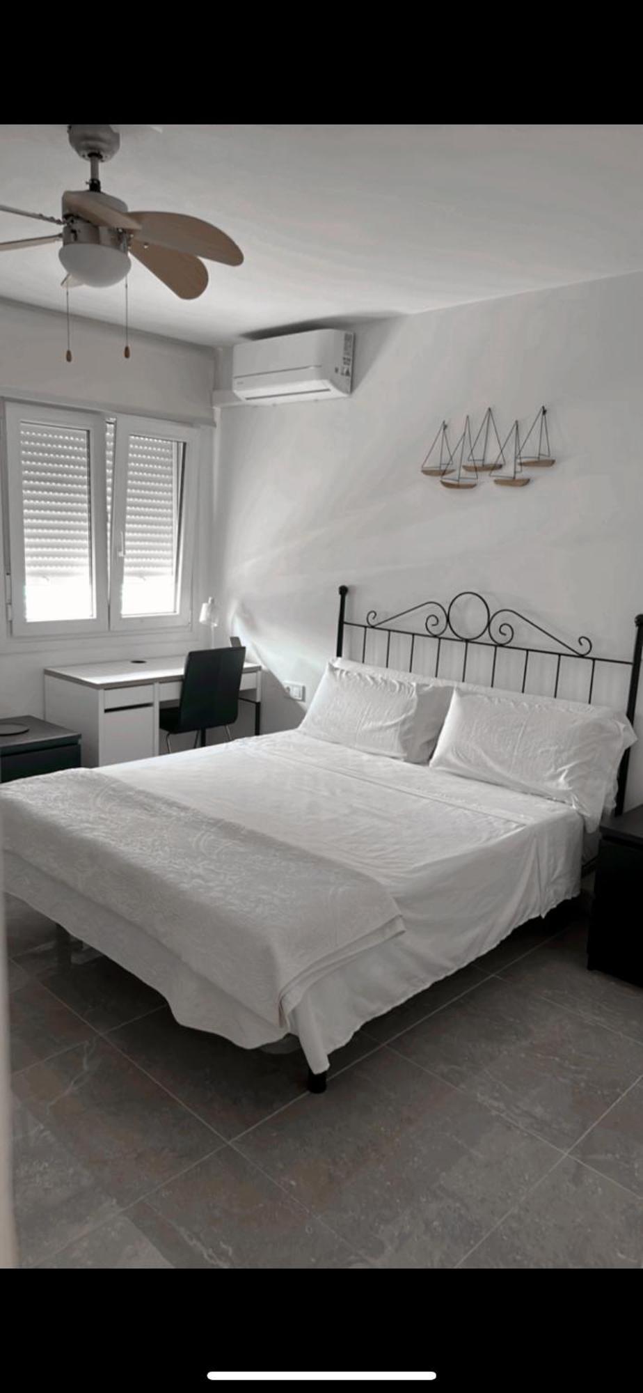 Precioso Dormitorio En El Centro De Torremolinos Exterior foto
